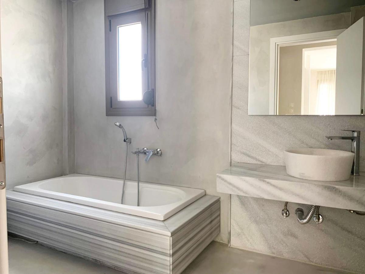 Niovi Villas Никити Екстериор снимка
